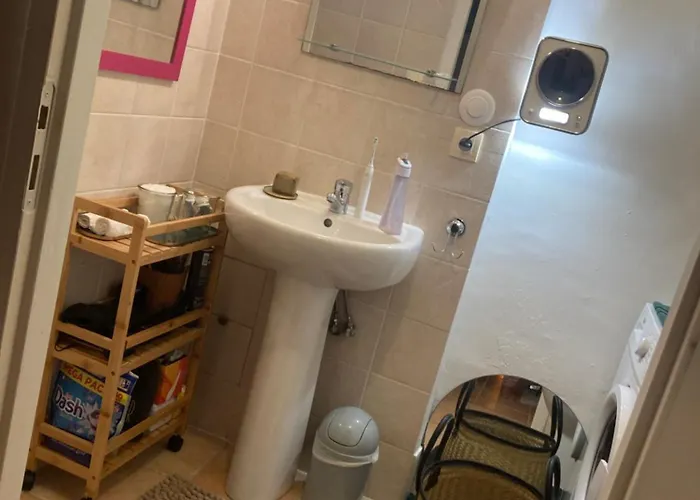 With Large Private Courtyard Boucau