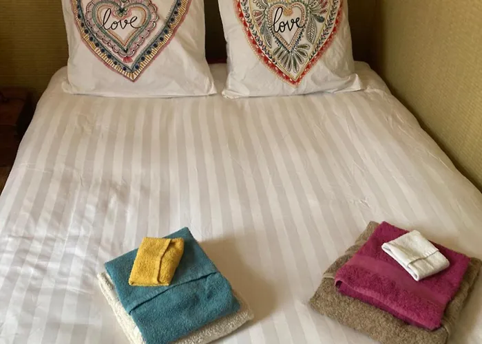 Apartman With Large Private Courtyard *